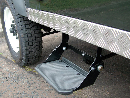 Defender (87-06) Folding Side Step