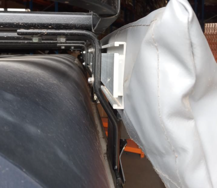 2.50m x 2.10m Expedition Side Awning