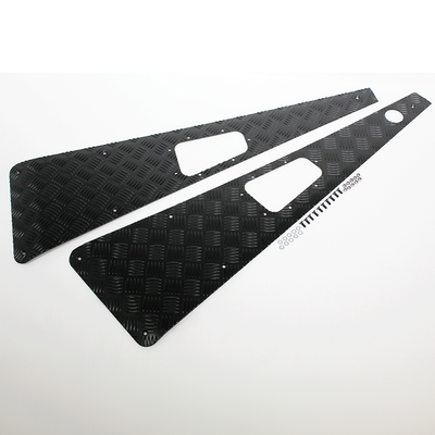 Defender (87-06) Wing Top Aerial Chequer Plate [Black]