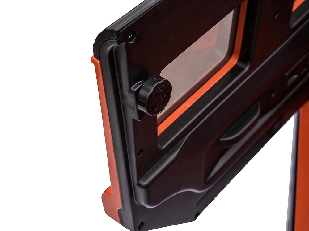 Sit in Defender - Black