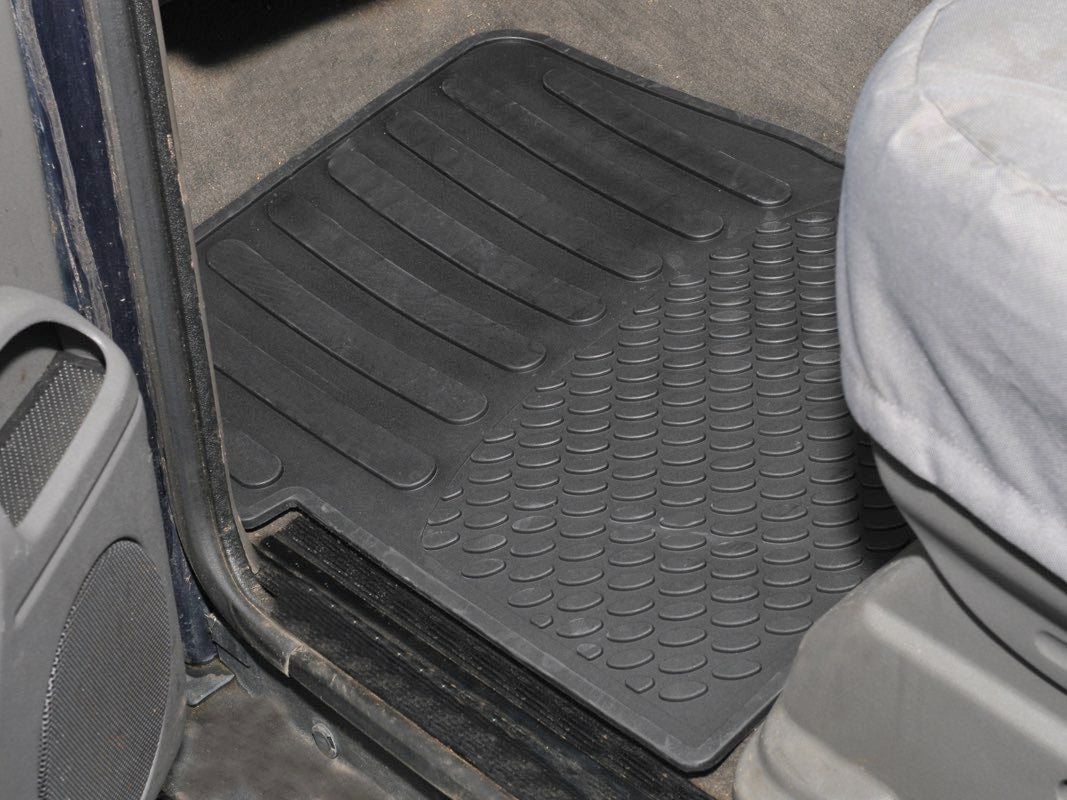Discovery 2 (98-04) Front Rubber Mats