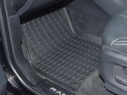 Range Rover Evoque (11-18) Rubber Mats