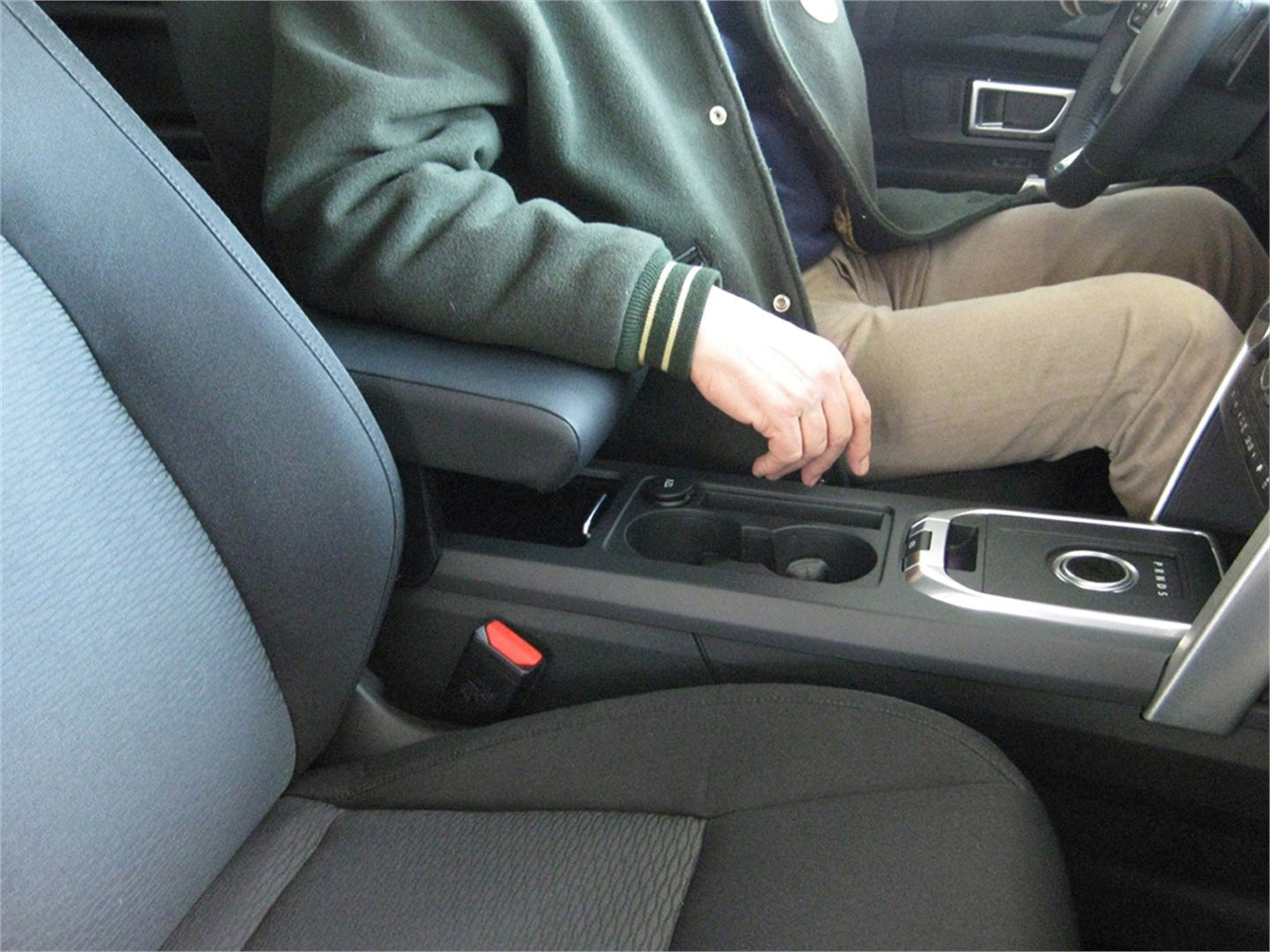 Discovery Sport (15-on) Armrest [Black Automotive Fabric]